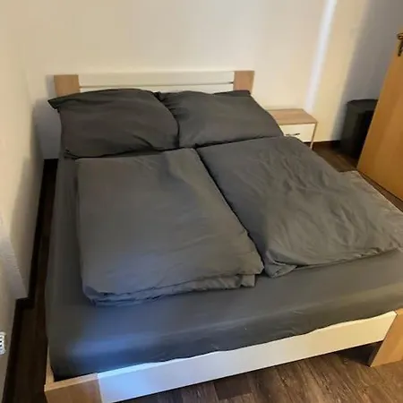 Townhouse Fuer 10 Personen Mit Garten 度假居 埃斯林根