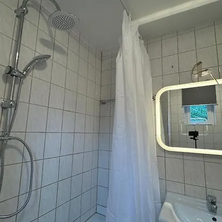 Townhouse Fuer 10 Personen Mit Garten