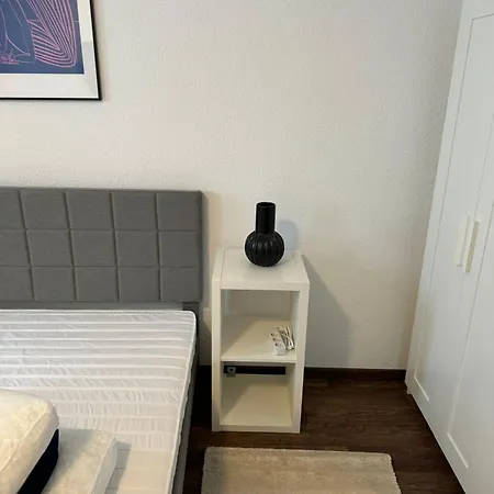 Townhouse Fuer 10 Personen Mit Garten * 埃斯林根