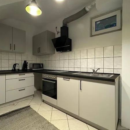 Townhouse Fuer 10 Personen Mit Garten 度假居 *