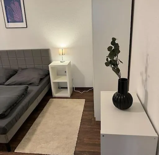 Townhouse Fuer 10 Personen Mit Garten * Esslingen am Neckar