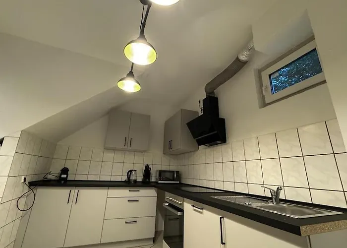 Casa de Férias Townhouse Fuer 10 Personen Mit Garten