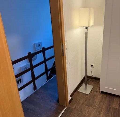 Townhouse Fuer 10 Personen Mit Garten Casa de Férias *